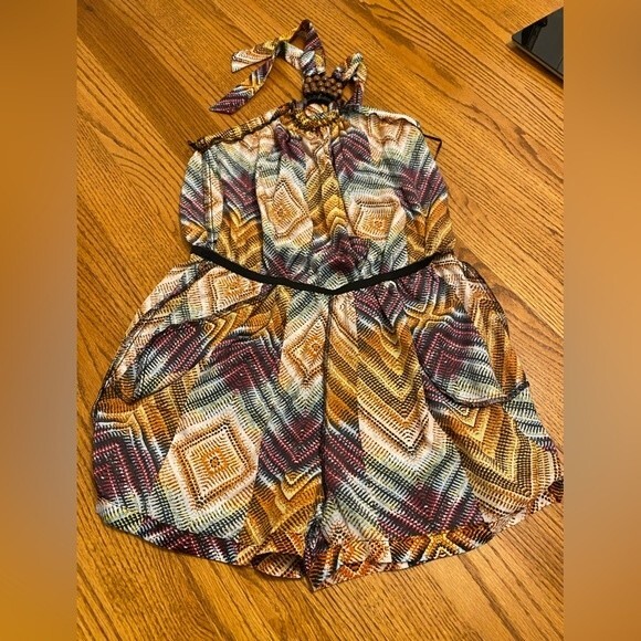 I.Q. Authentic Brand Colorful Diamond Textured Tie Neck Beaded Ring Romper - Picture 9 of 16